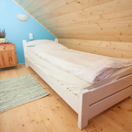 Alpejska Wioska - I Z Aneksem Kuchennym 伊斯泰布纳