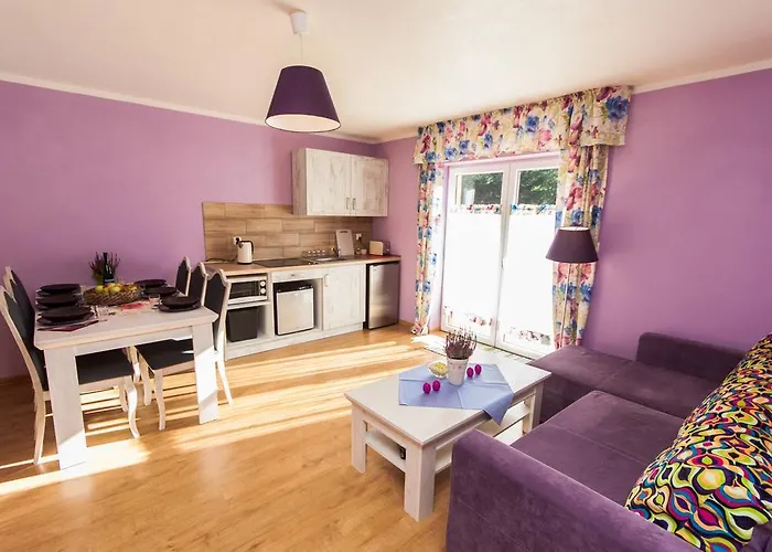 Alpejska Wioska - I Z Aneksem Kuchennym Шале Истебна